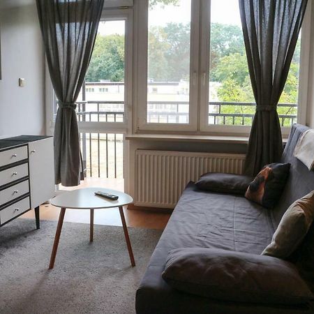 Old Town Garden Apartment Netflix Varşovia Exterior foto