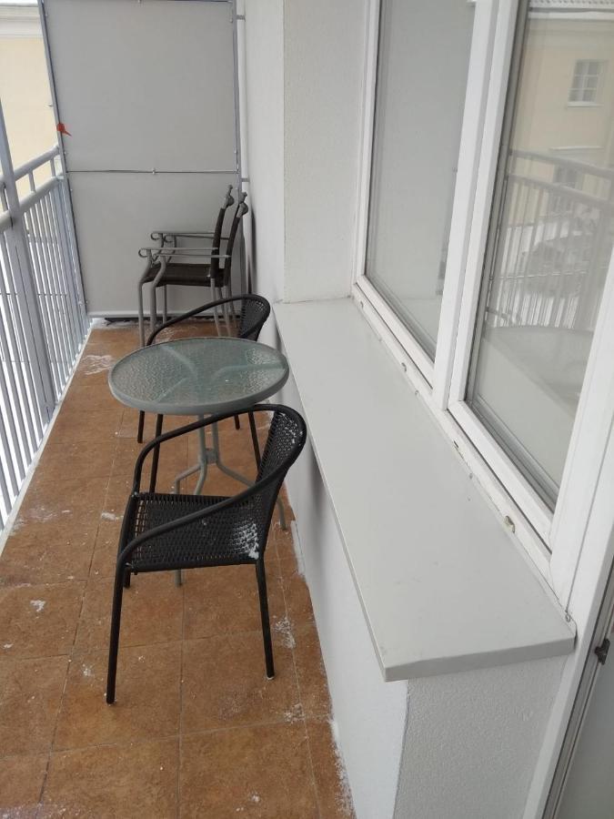Old Town Garden Apartment Netflix Varşovia Exterior foto